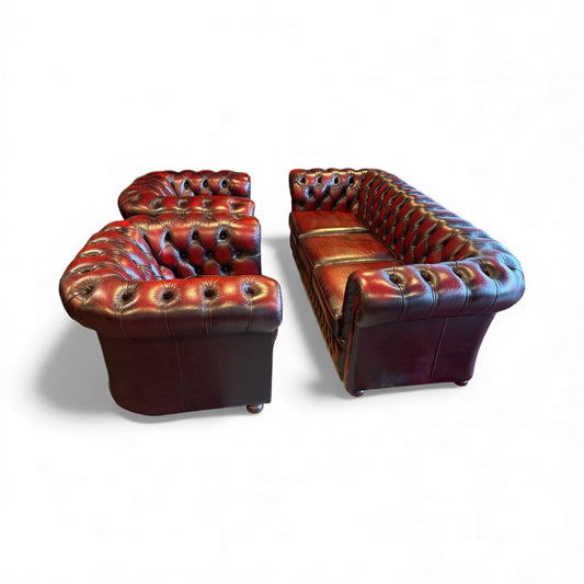 Chesterfield soffgrupp i läder – 3 delar