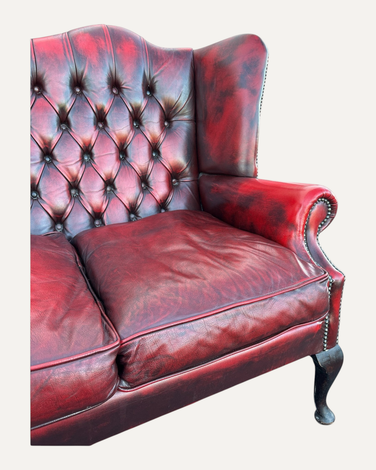 Engelsk high-back Chesterfield-soffa i oxblood läder – bild 6 – Chesterhome