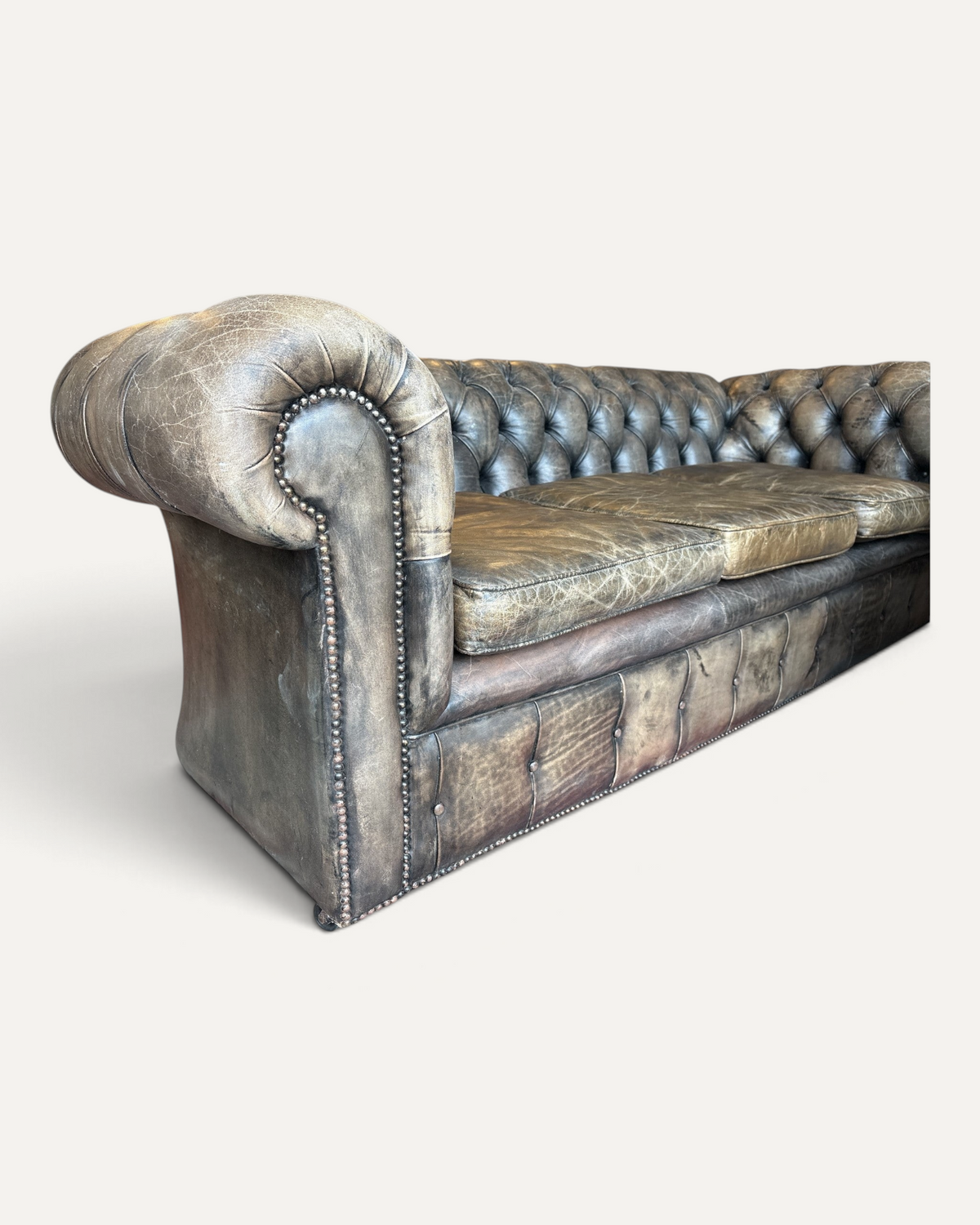 Chesterfield soffgrupp i buffelläder, 2 delar – bild 9 – Chesterhome