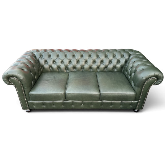 Engelsk Chesterfield 3-sits soffa i mörkgrönt läder