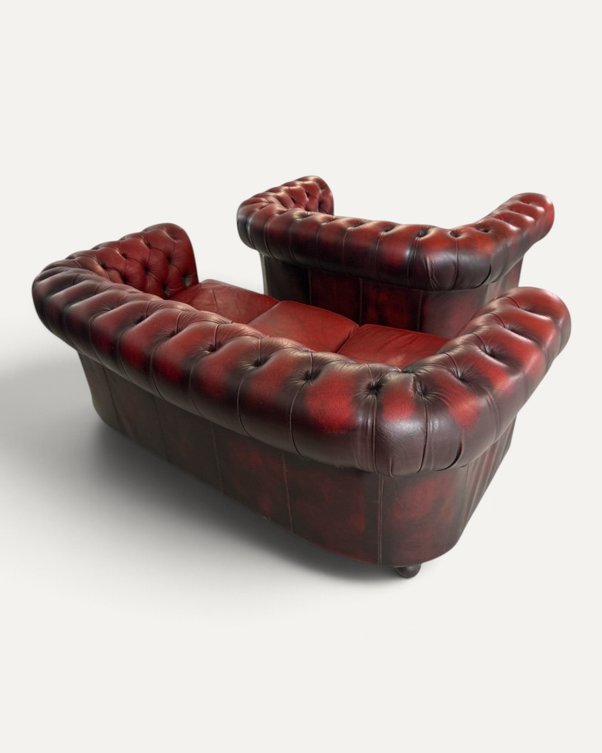 Vintage Chesterfield-soffgrupp i äkta läder, 3-sits och 2-sits – bild 8 – Chesterhome