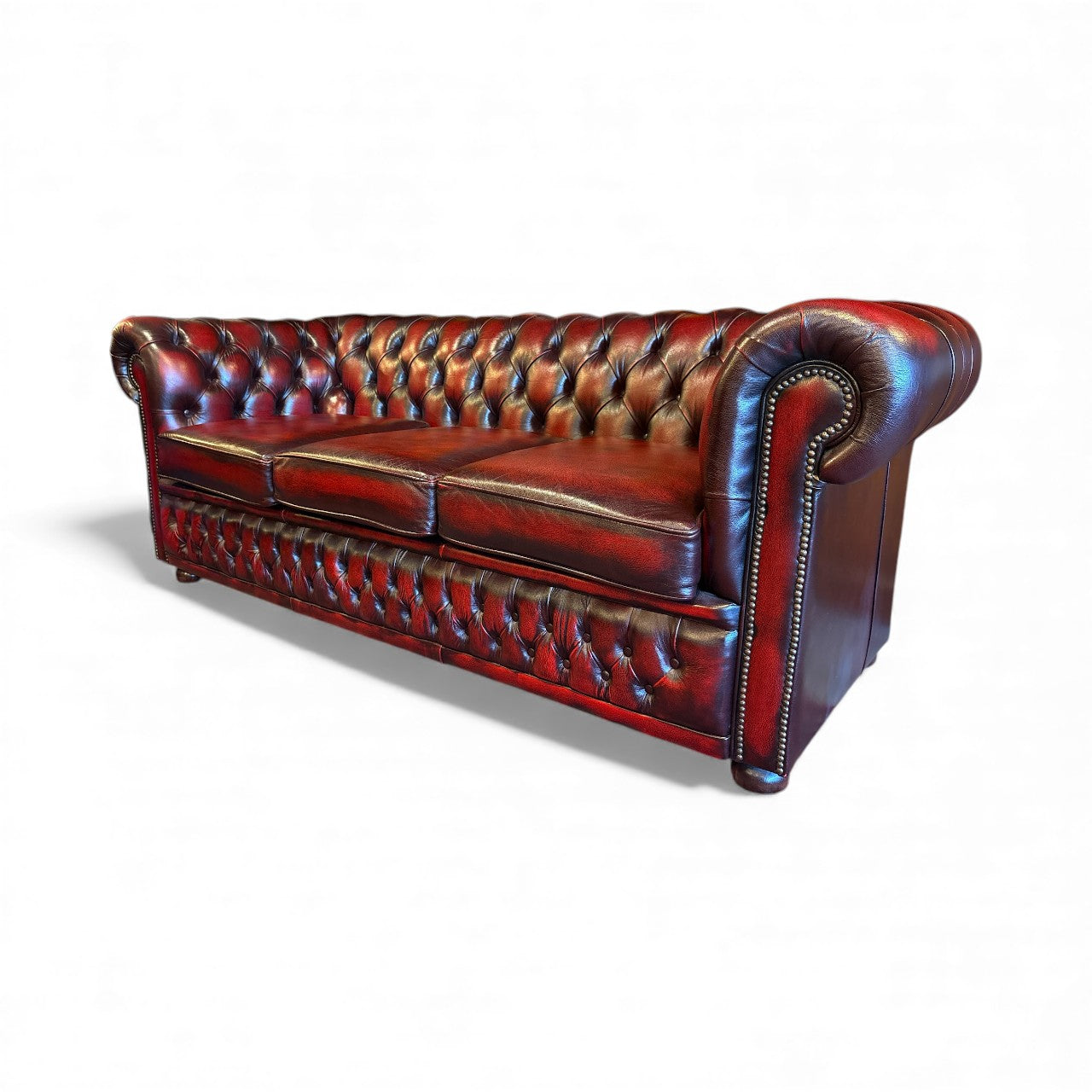 Chesterfield Leather Sofa and Chairs by Winchester – Set of 3