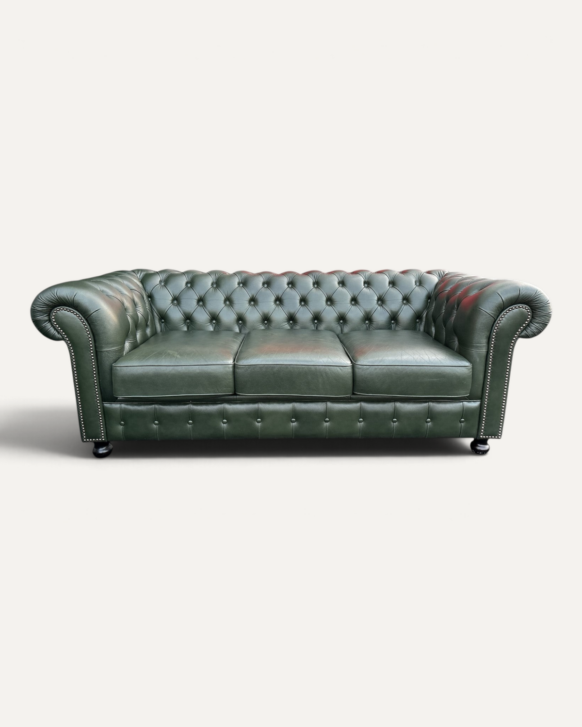 Engelsk Chesterfield 3-sits soffa i mörkgrönt läder – Chesterhome