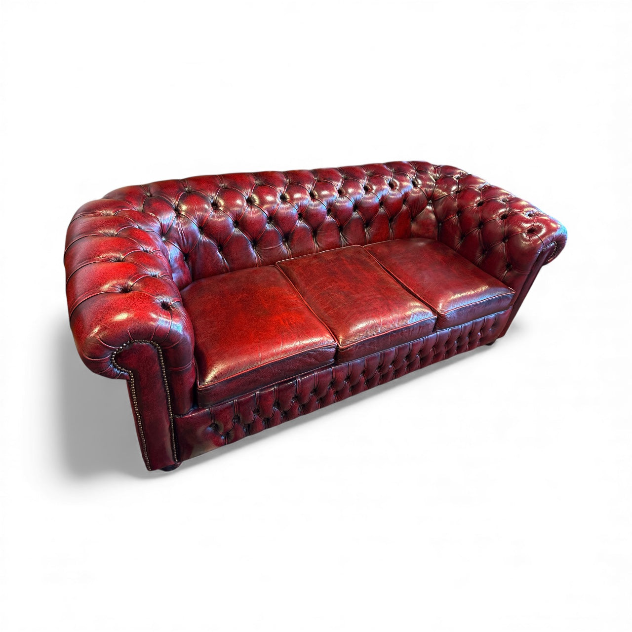 Klassisk Chesterfield bäddsoffa