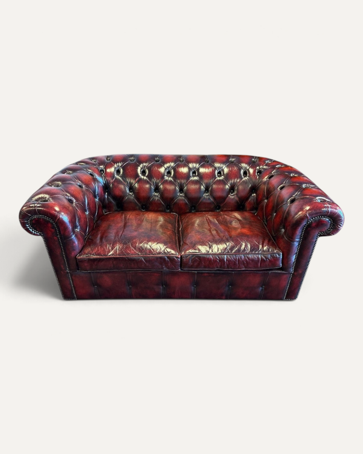 Chesterfield 2-sits soffa i oxblood läder – Chesterhome