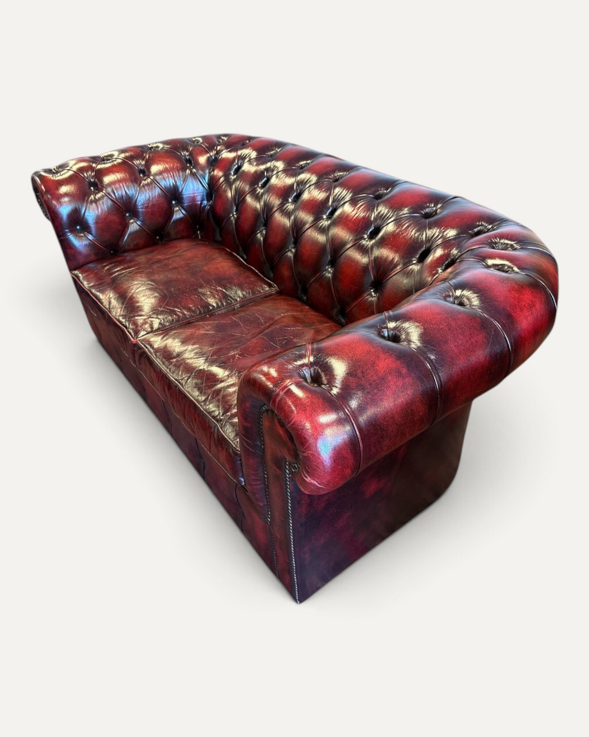 Chesterfield 2-sits soffa i oxblood läder – bild 2 – Chesterhome