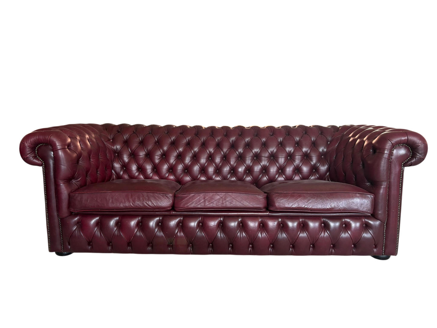 Chesterfield soffgrupp i läder – 3 delar