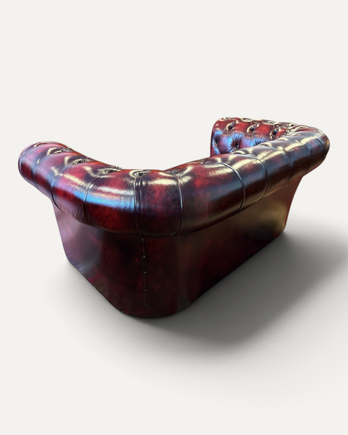 Chesterfield 2-sits soffa i oxblood läder – bild 5 – Chesterhome