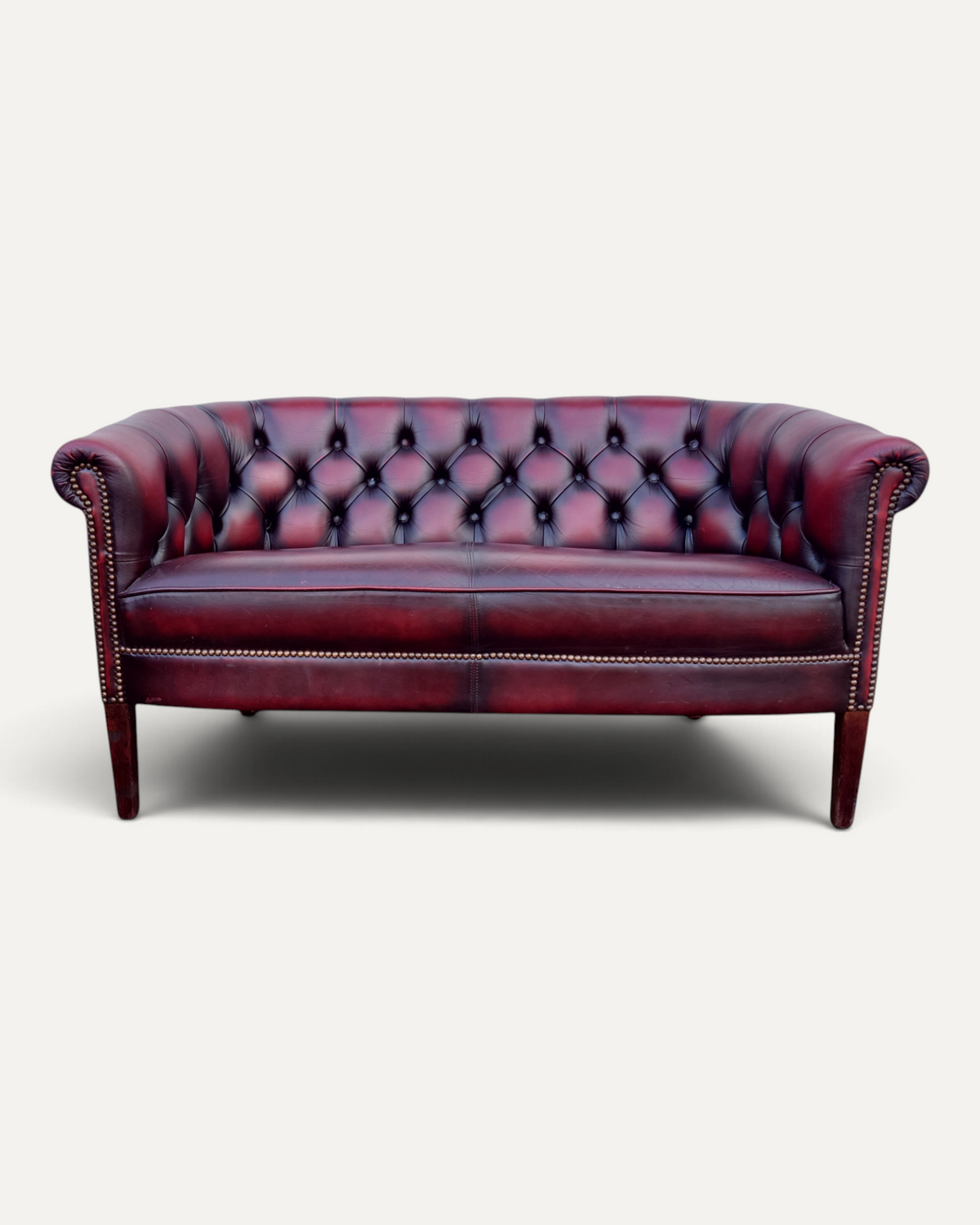 Chesterfield soffgrupp i oxblood läder, 3 delar – bild 3 – Chesterhome
