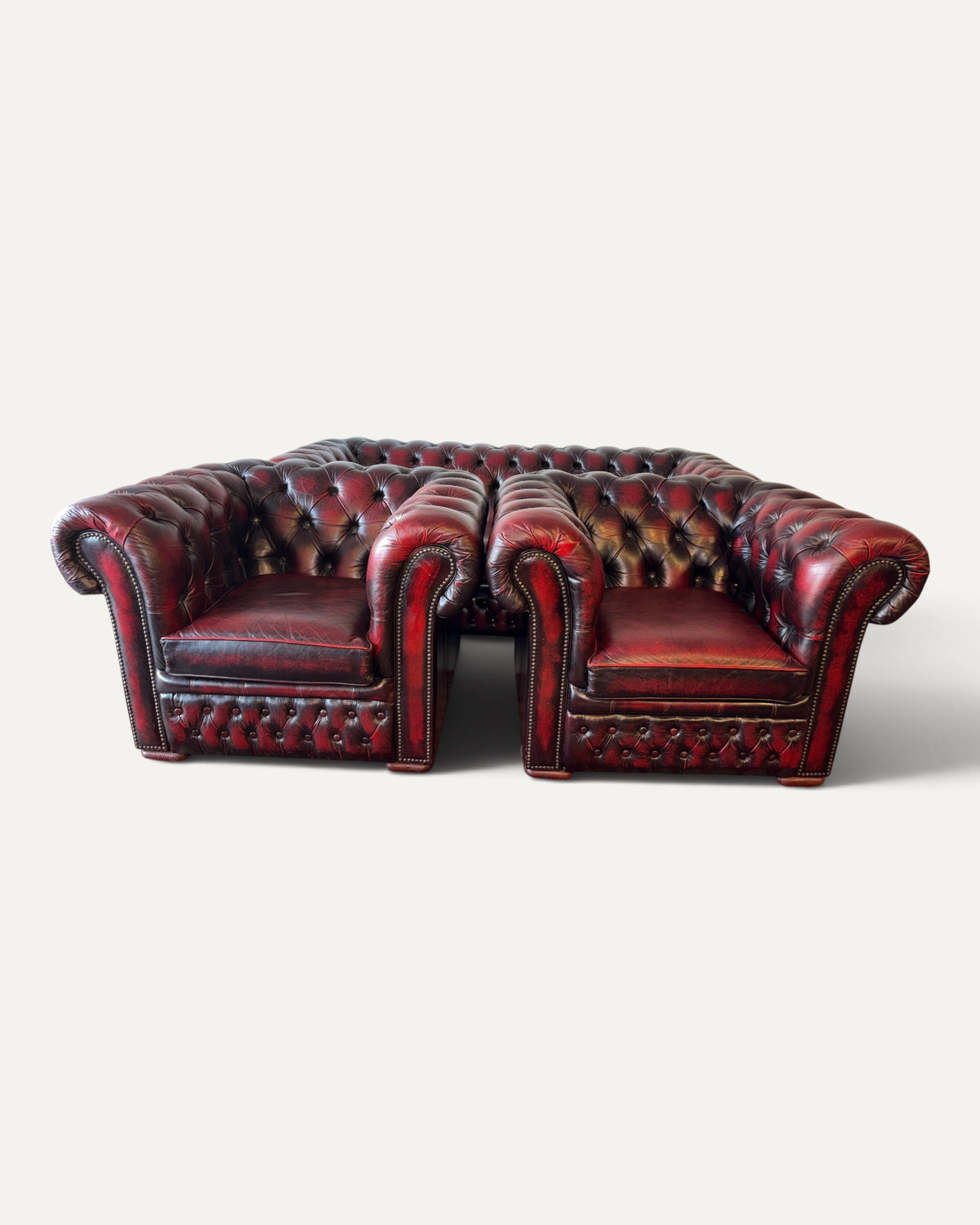Chesterfield soffgrupp i läder – 3 delar