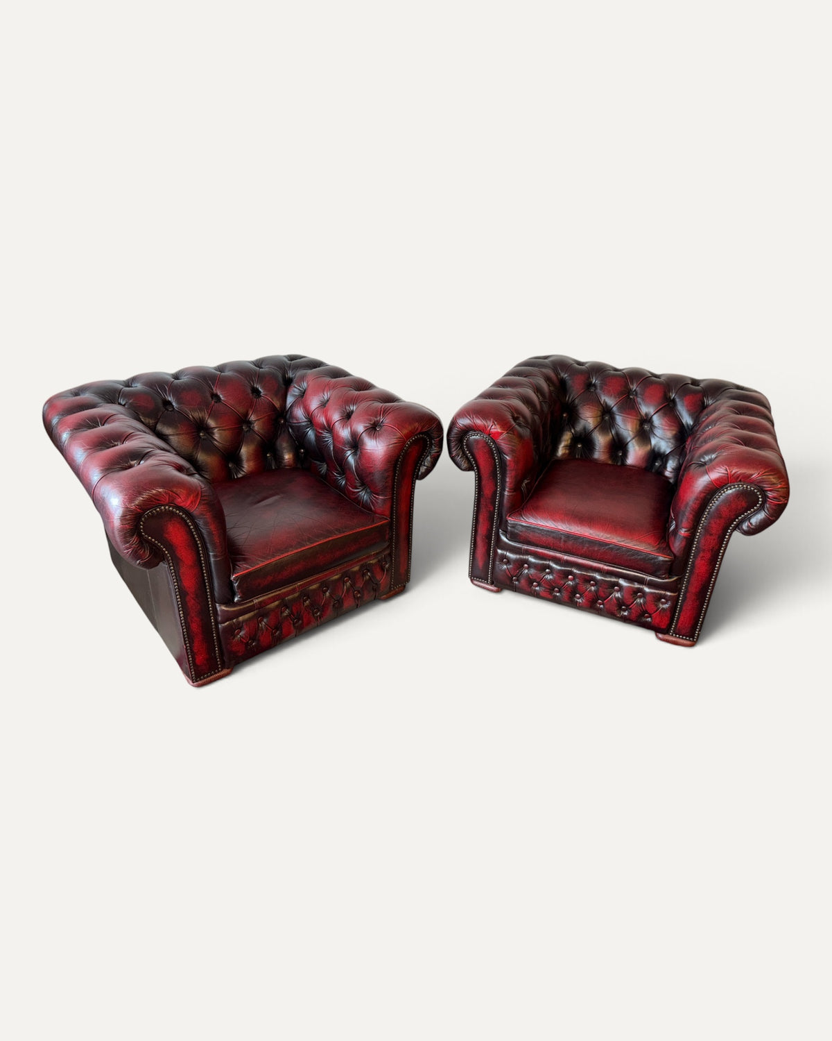 Chesterfield soffgrupp i läder – 3 delar