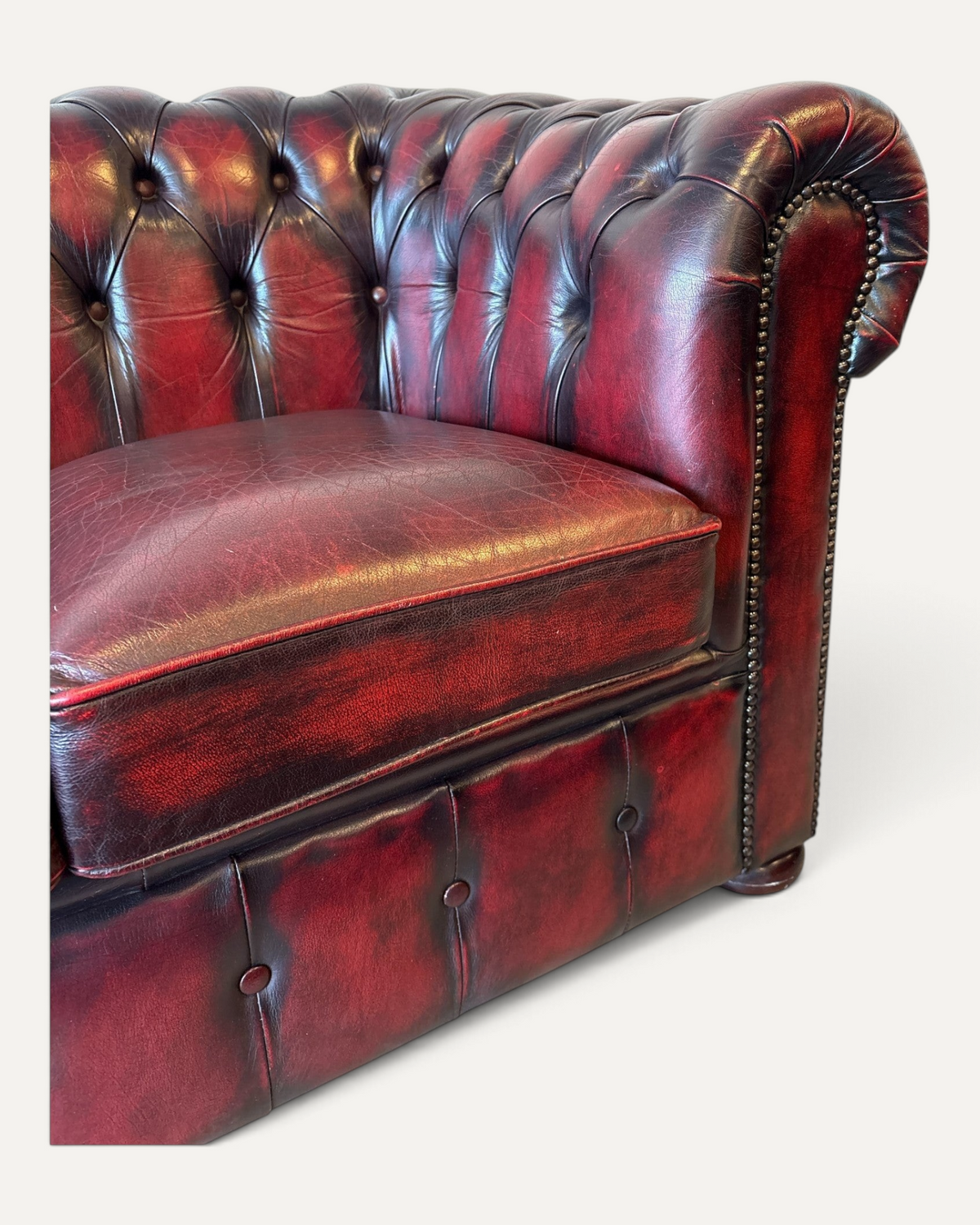 Chesterfield soffgrupp i läder, 3 delar – bild 5 – Chesterhome