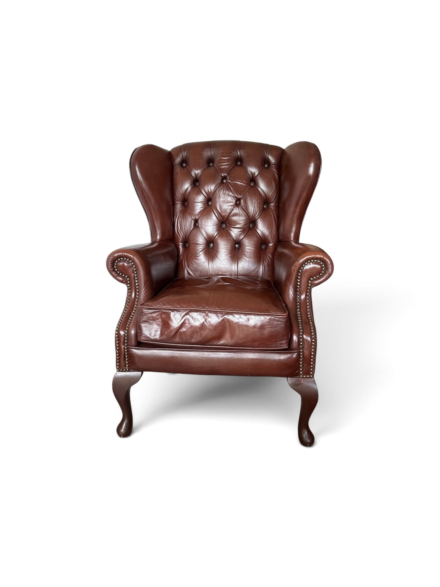 Chesterfield Wingback-chair / Öronlapps-fåtölj i brunt läder