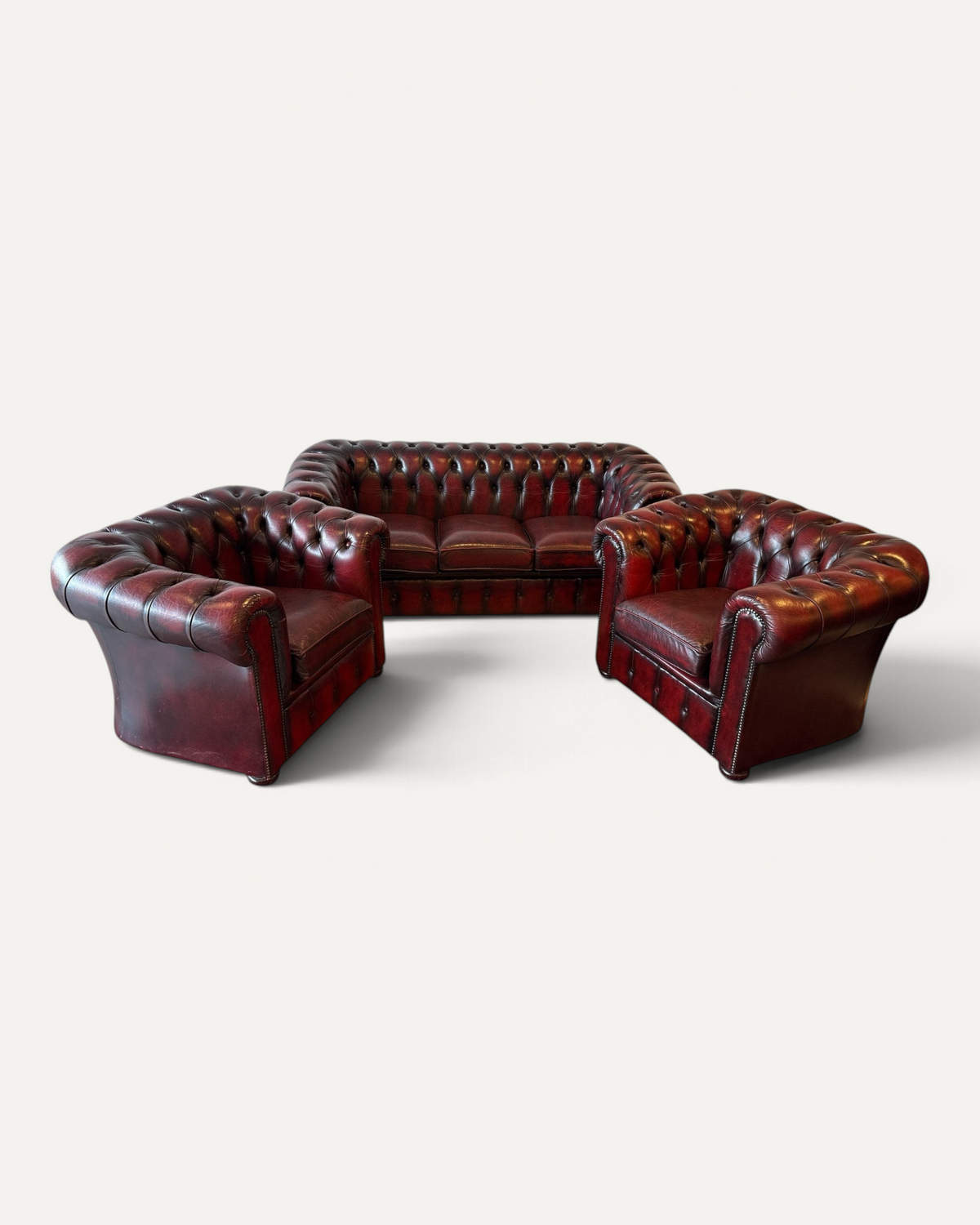 Chesterfield soffgrupp i läder, 3 delar – bild 3 – Chesterhome
