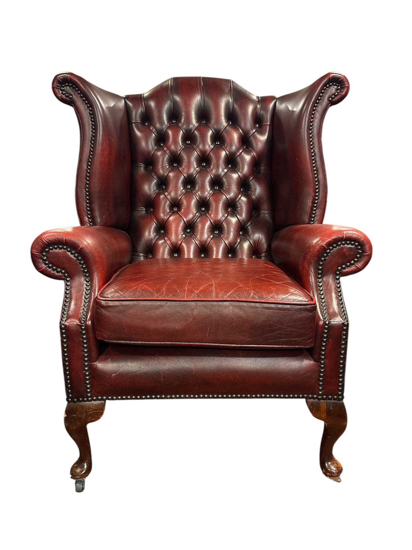 Chesterfield wingback fåtölj i oxblood läder