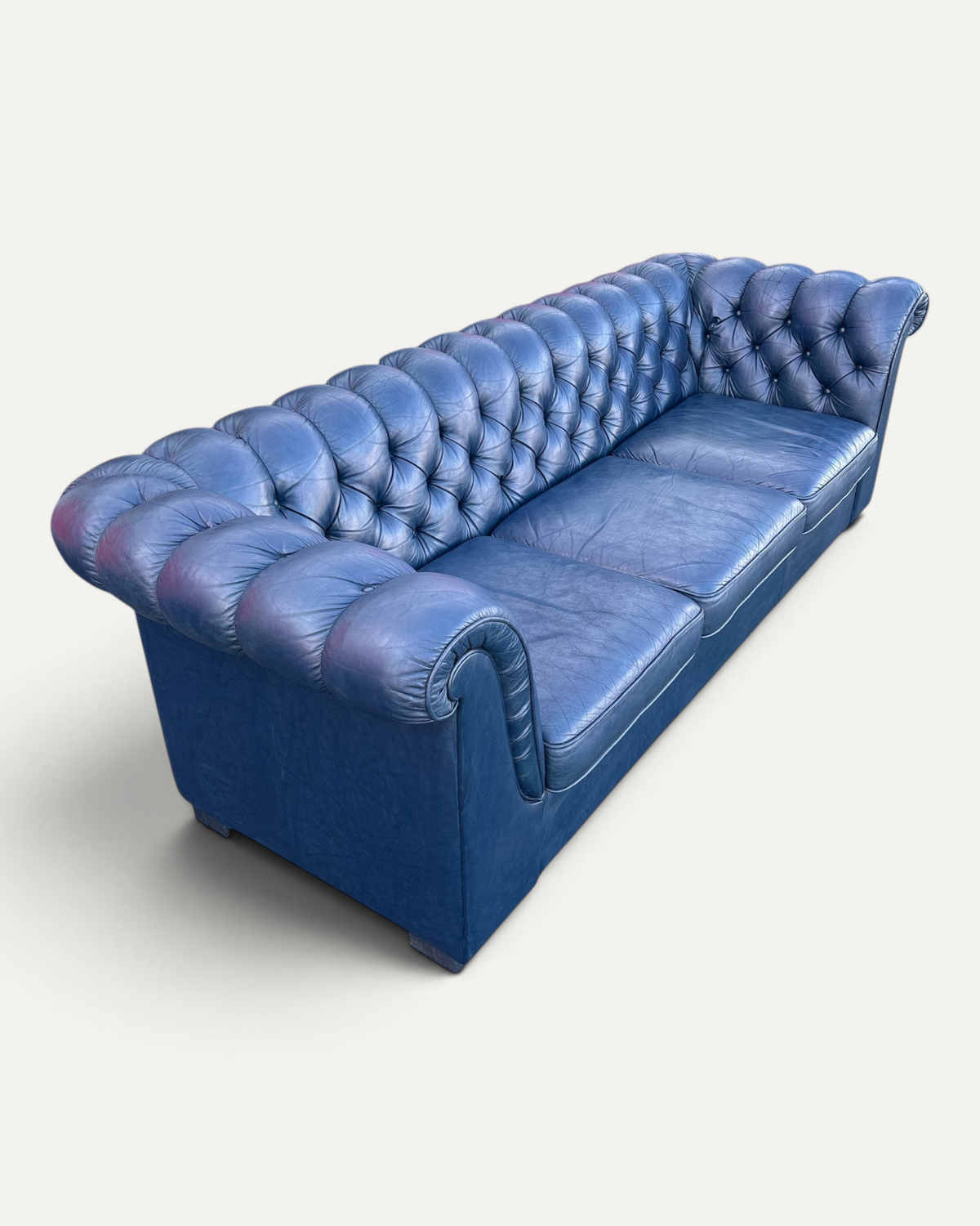 Chesterfield 3-sits soffa i blått läder – bild 3 – Chesterhome