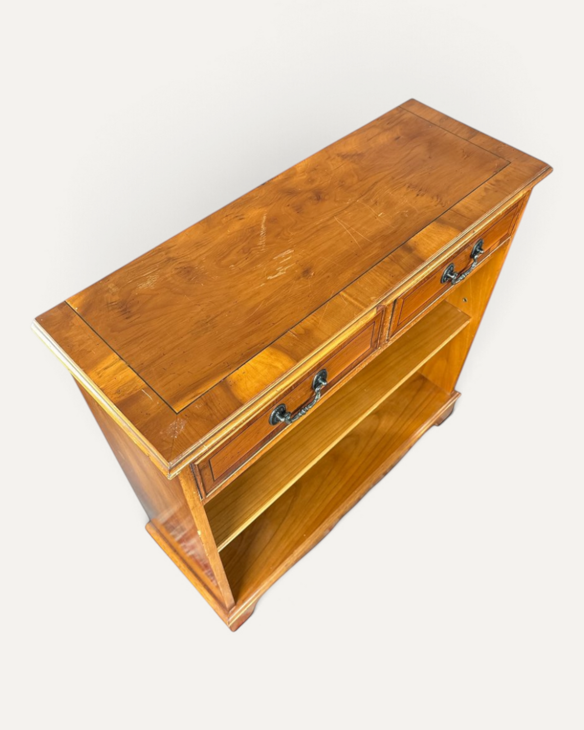 Engelsk sideboard i idegran med lådor – bild 2 – Chesterhome