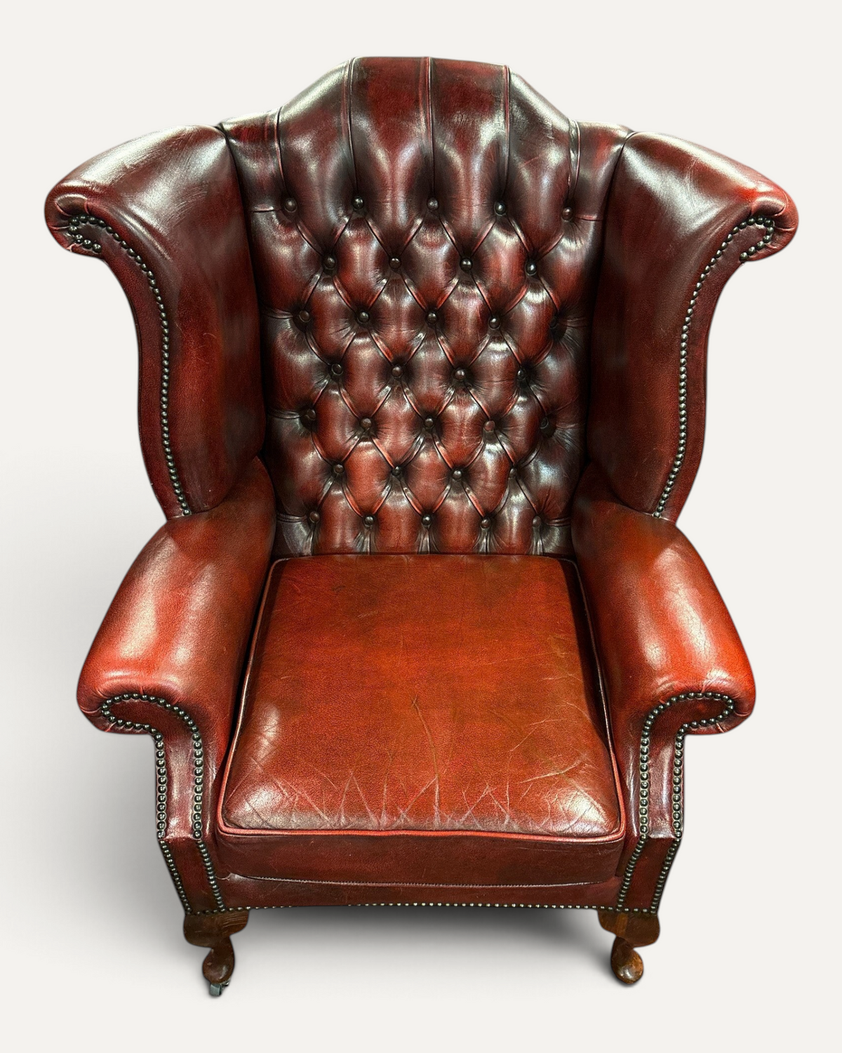 Chesterfield wingback-fåtölj i oxblood läder – bild 3 – Chesterhome