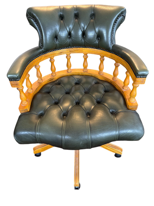 Engelsk Captain’s Chair i Grönt Läder
