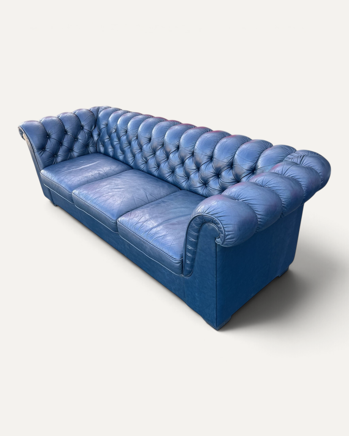 Chesterfield 3-sits soffa i blått läder – bild 4 – Chesterhome