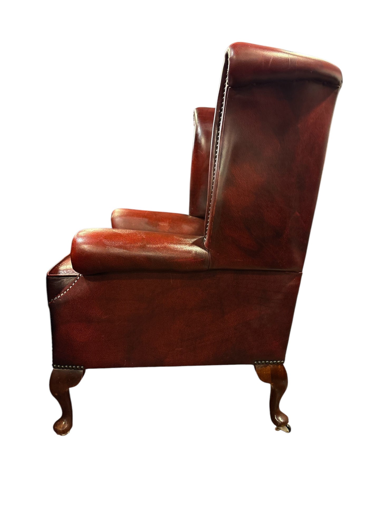 Chesterfield wingback fåtölj i oxblood läder