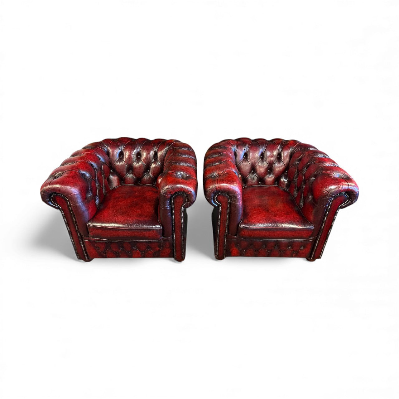 Chesterfield Leather Sofa and Chairs by Winchester – Set of 3