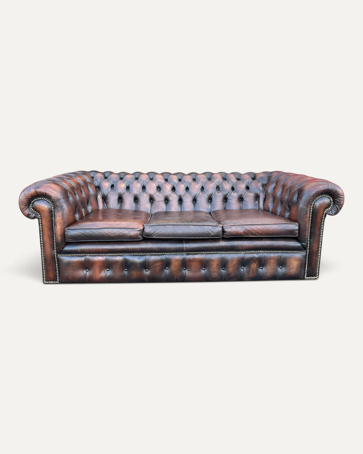 Engelsk Chesterfield 3-sits soffa i brunt läder – Chesterhome