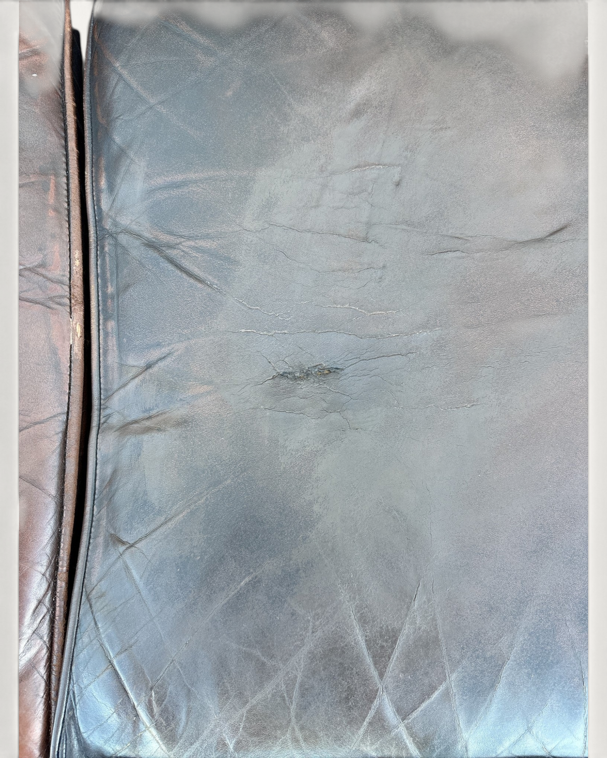 Engelsk Chesterfield 3-sits soffa i brunt läder – bild 8 – Chesterhome