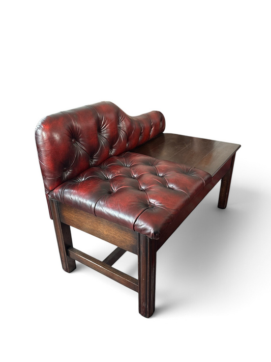 Engelsk Chesterfield Telefonbänk i oxblood läder