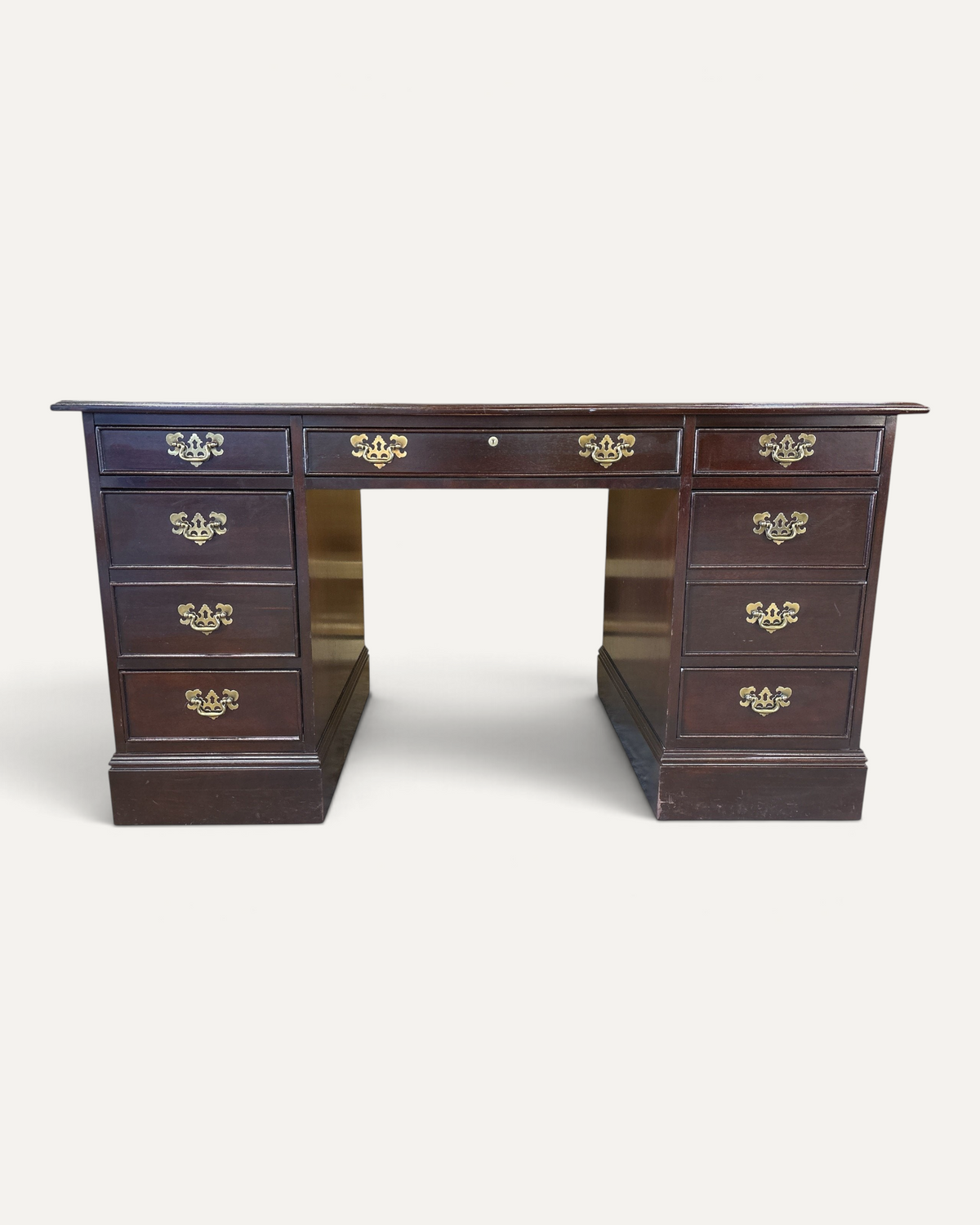 Skrivbord i mahogny med läderskiva från Sligh – bild 3 – Chesterhome