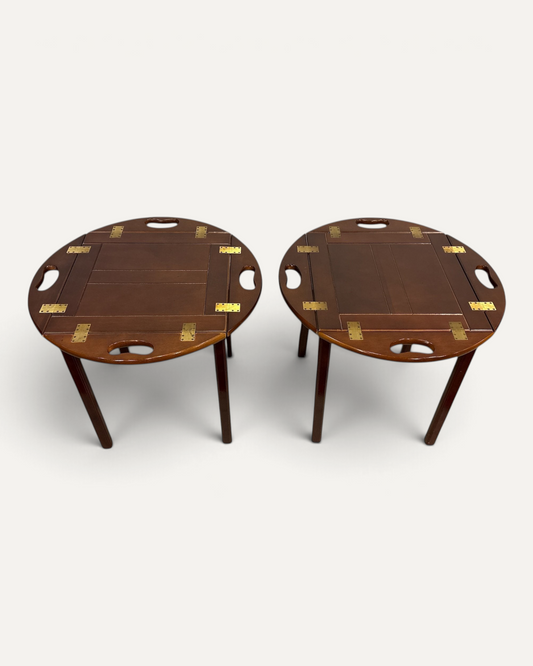 Två butler's sidobord i mahogny – Chesterhome